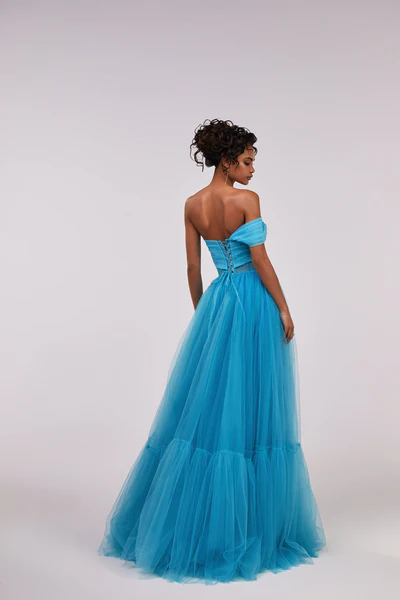 Beautiful Evening Dresses in Milla Online Store